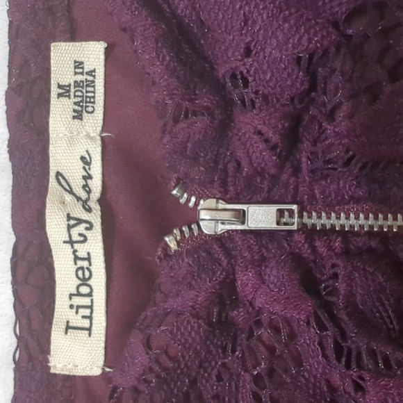 Merlot Floral Lace Zip Up Tank Top - Picture 7 of 10